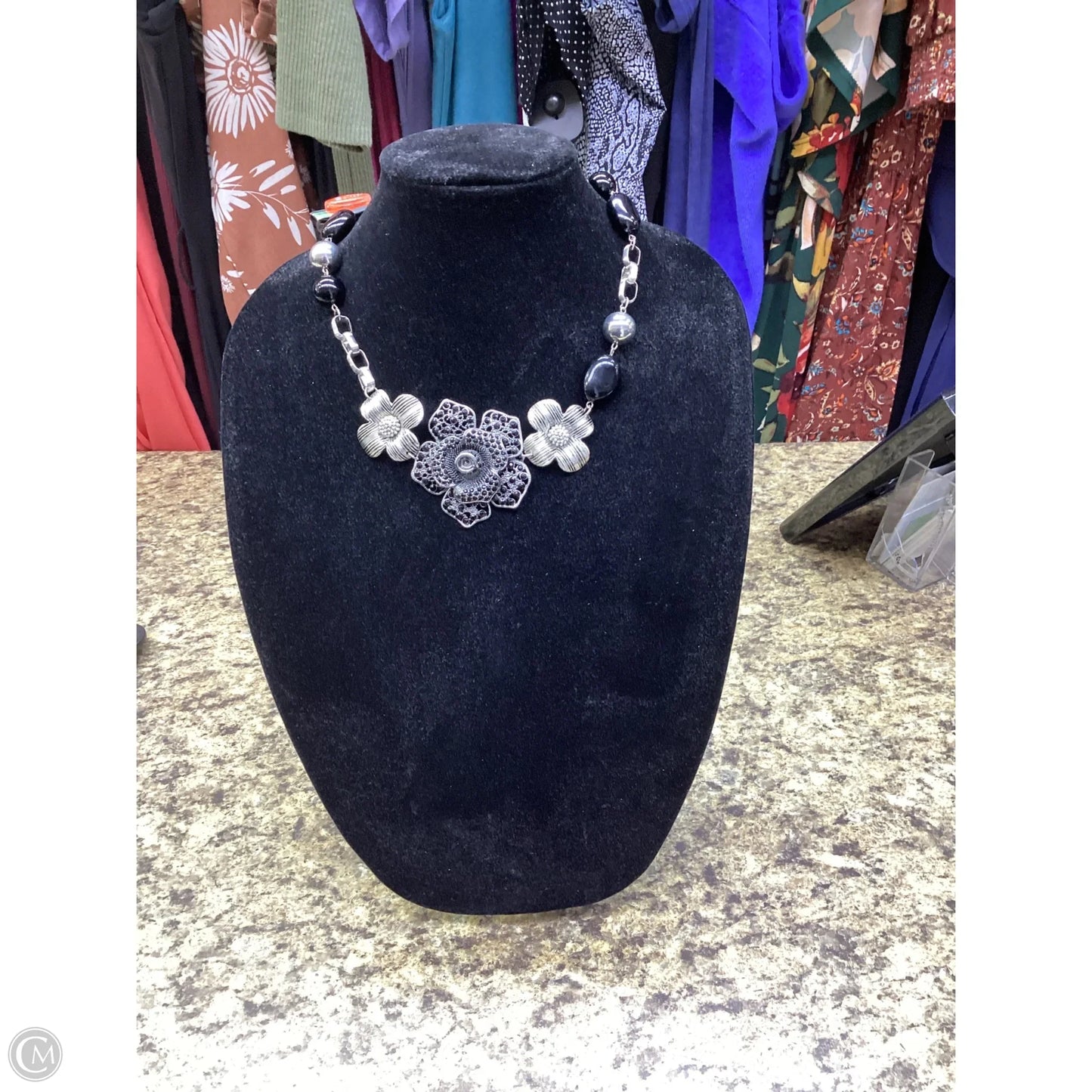 Necklace Chain By Clothes Mentor