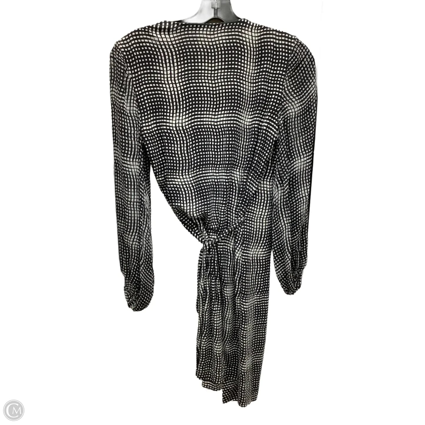 Dress Casual Short By Diane Von Furstenberg In Black & White, Size: 8