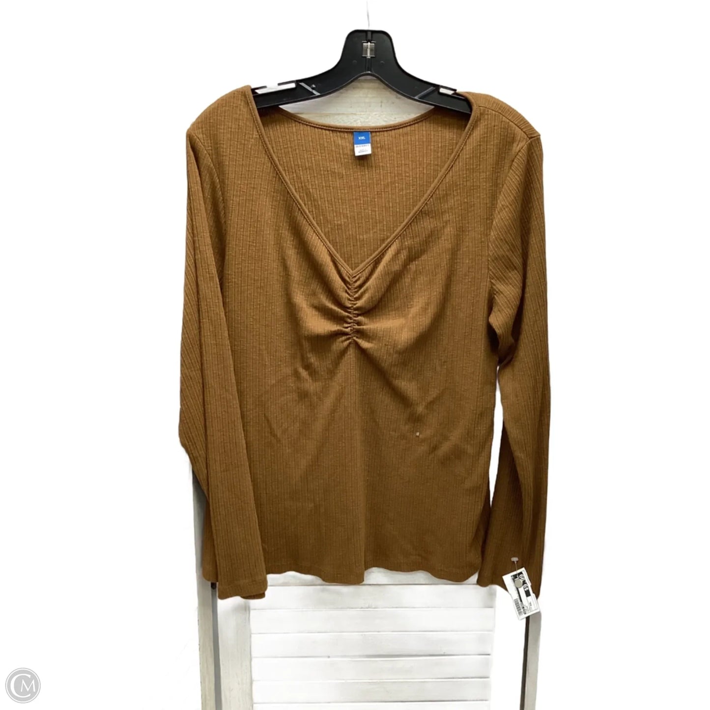 Top Long Sleeve By Old Navy In Brown, Size: Xxl