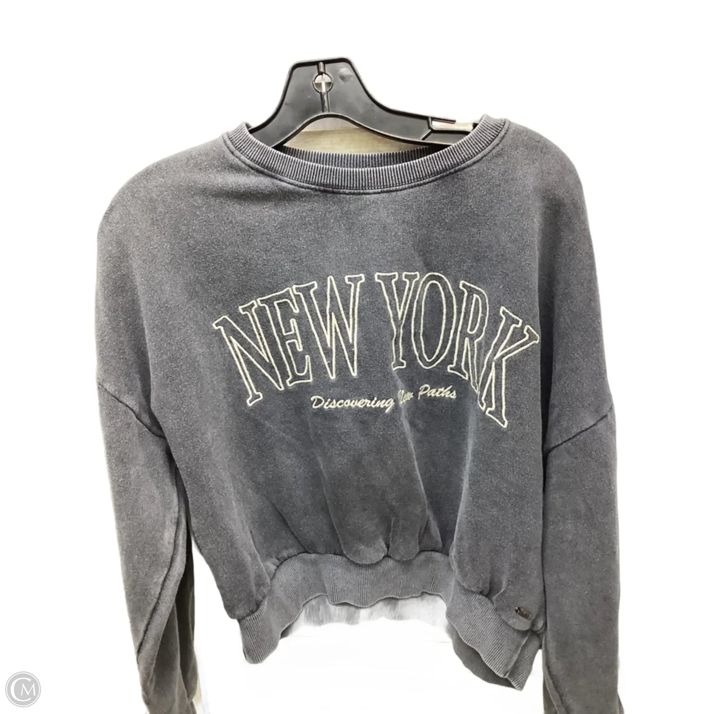 Sweater By Clothes Mentor In Grey, Size: S