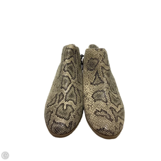 Boots Ankle Heels By Wonderly In Snakeskin Print, Size: 10