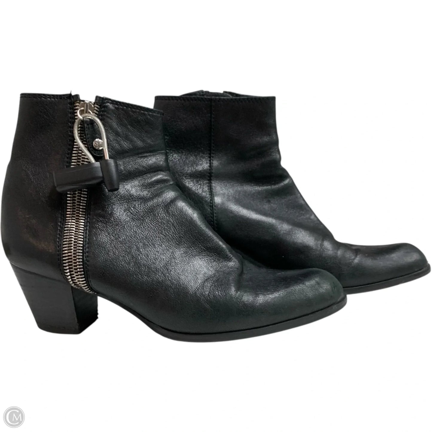 Boots Designer By Stuart Weitzman In Black, Size: 7.5