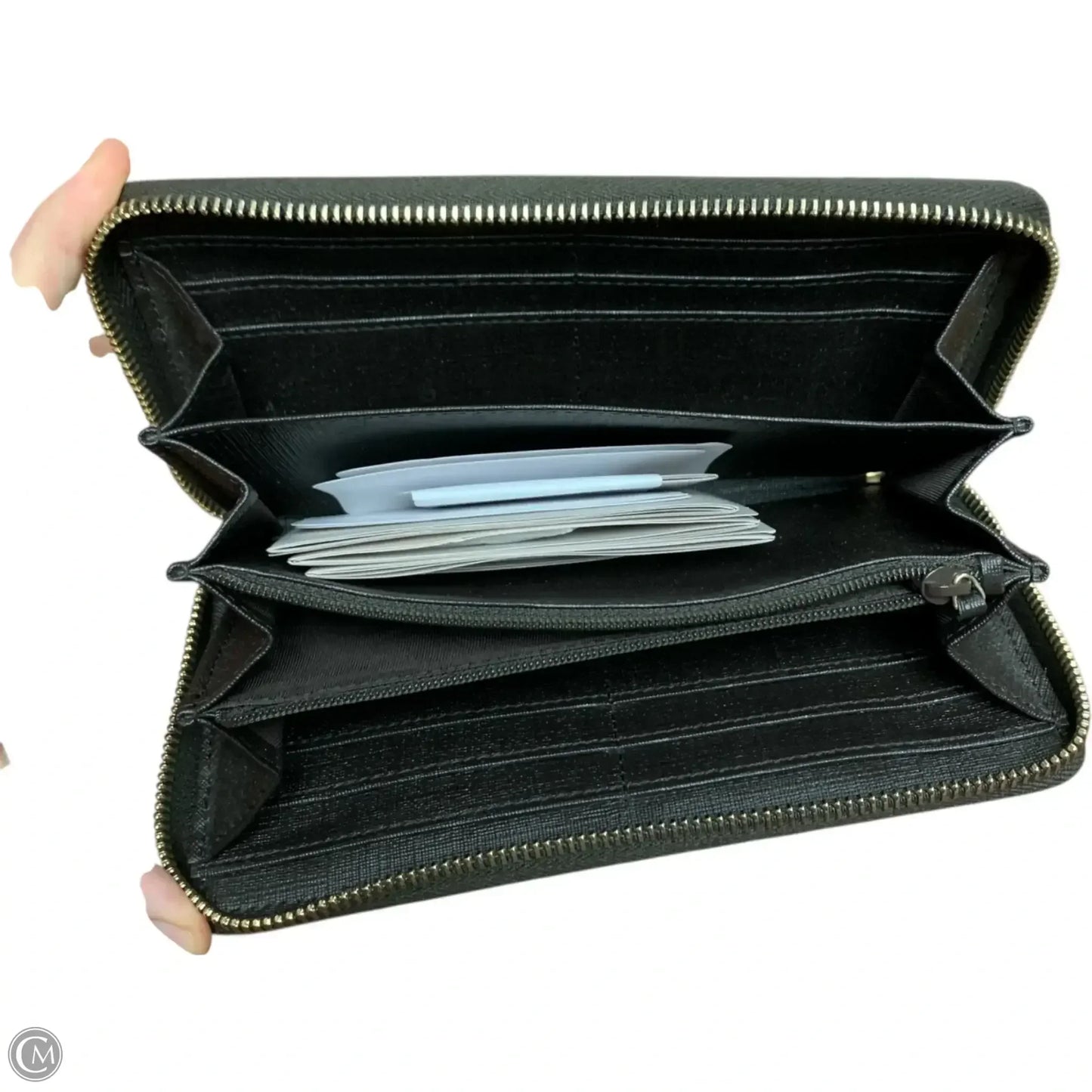 Wallet Luxury Designer By Gucci, Size: Medium