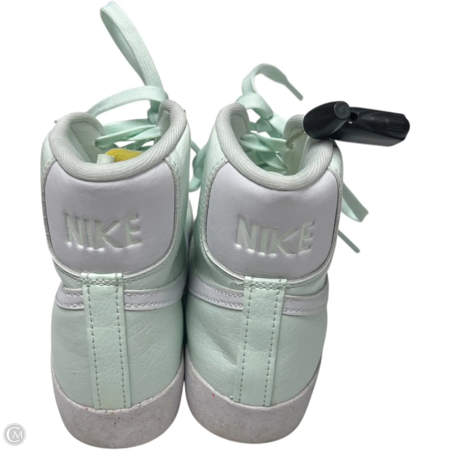 Shoes Sneakers By Nike In Green, Size: 8