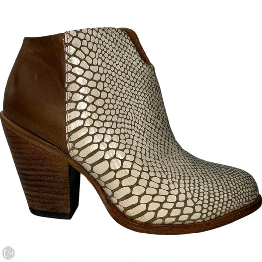 Boots Designer By Freebird In Cream & Tan, Size: 8