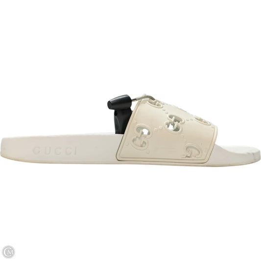 Sandals Luxury Designer By Gucci In White, Size: 9