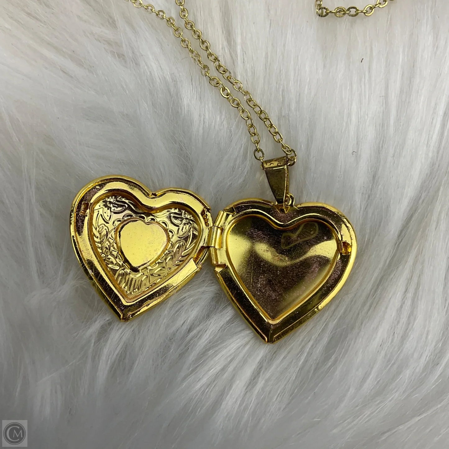 Necklace Pendant By Clothes Mentor