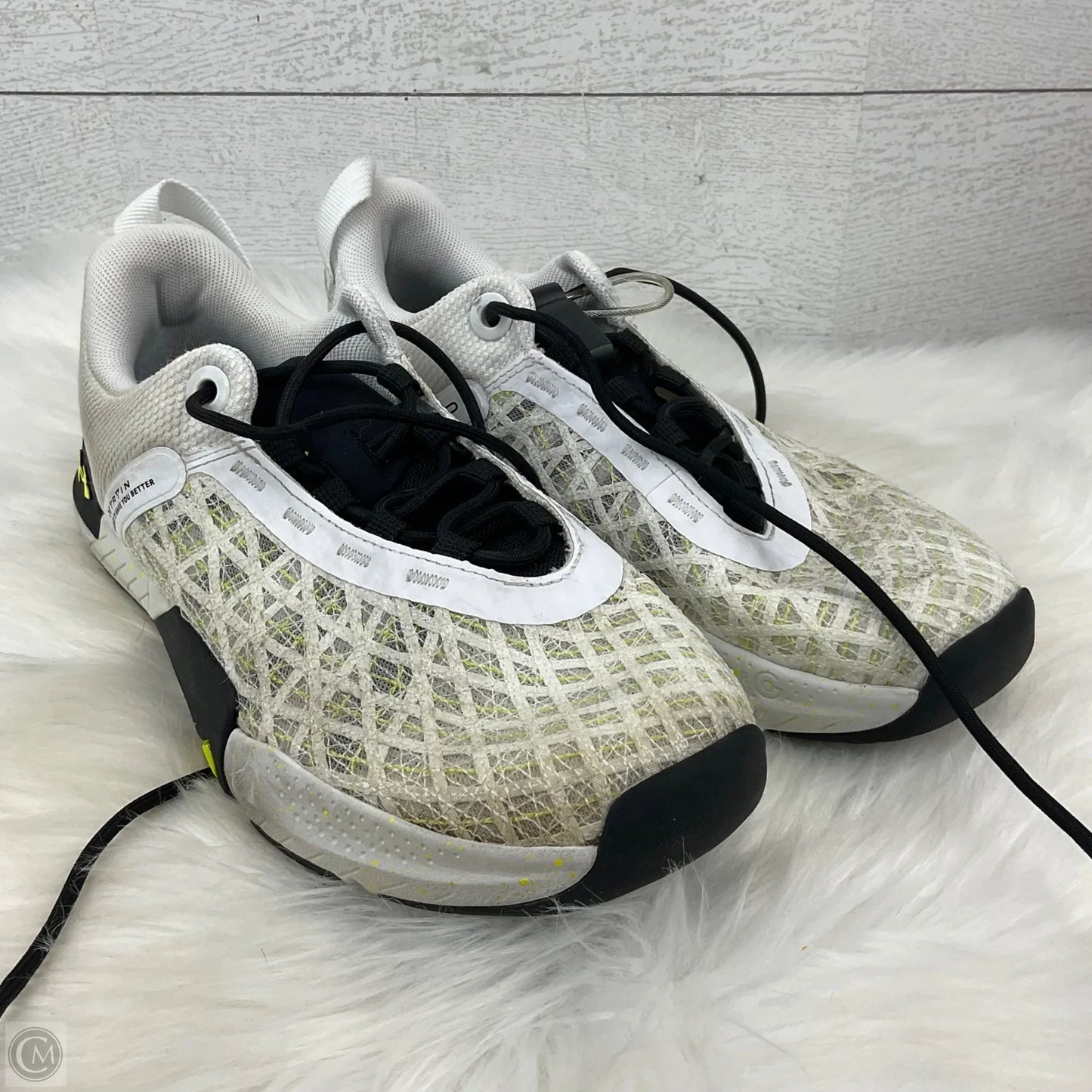 Shoes Athletic By Under Armour In White, Size: 8.5