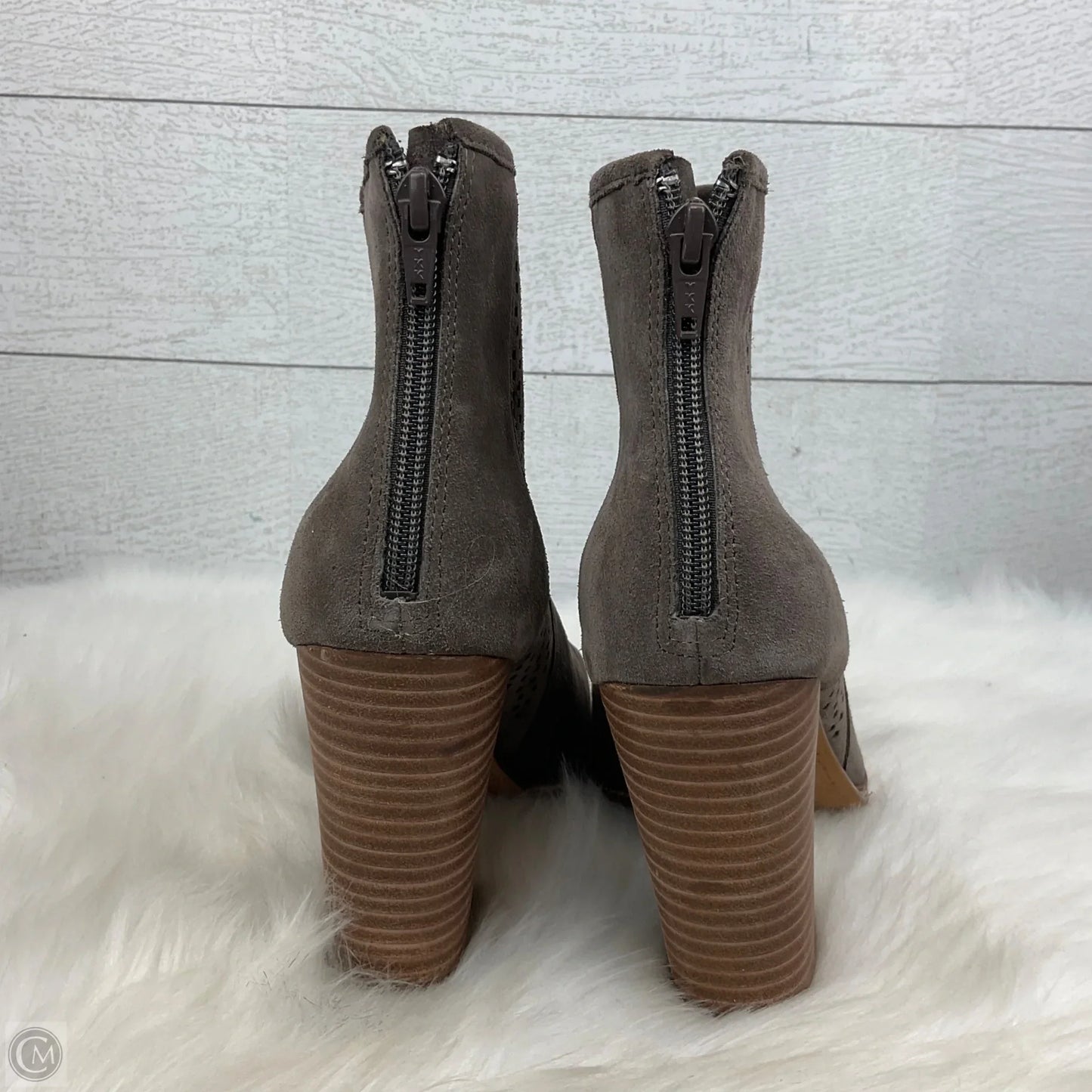 Boots Ankle Heels By Gianni Bini In Brown, Size: 9