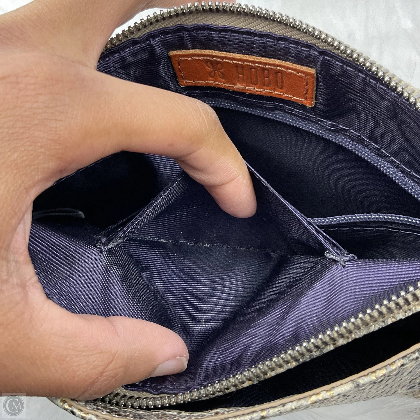 Crossbody By Hobo Intl, Size: Small