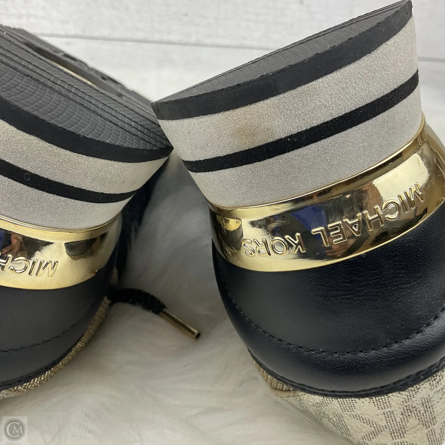 Shoes Designer By Michael Kors In Black & Gold, Size: 7.5