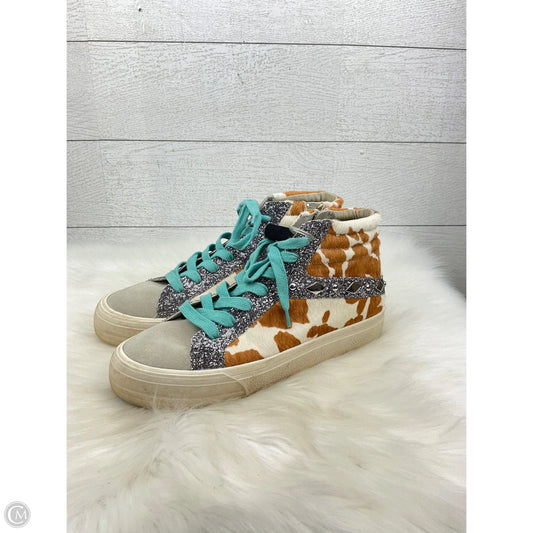 Shoes Sneakers By Gianni Bini In Animal Print, Size: 8.5