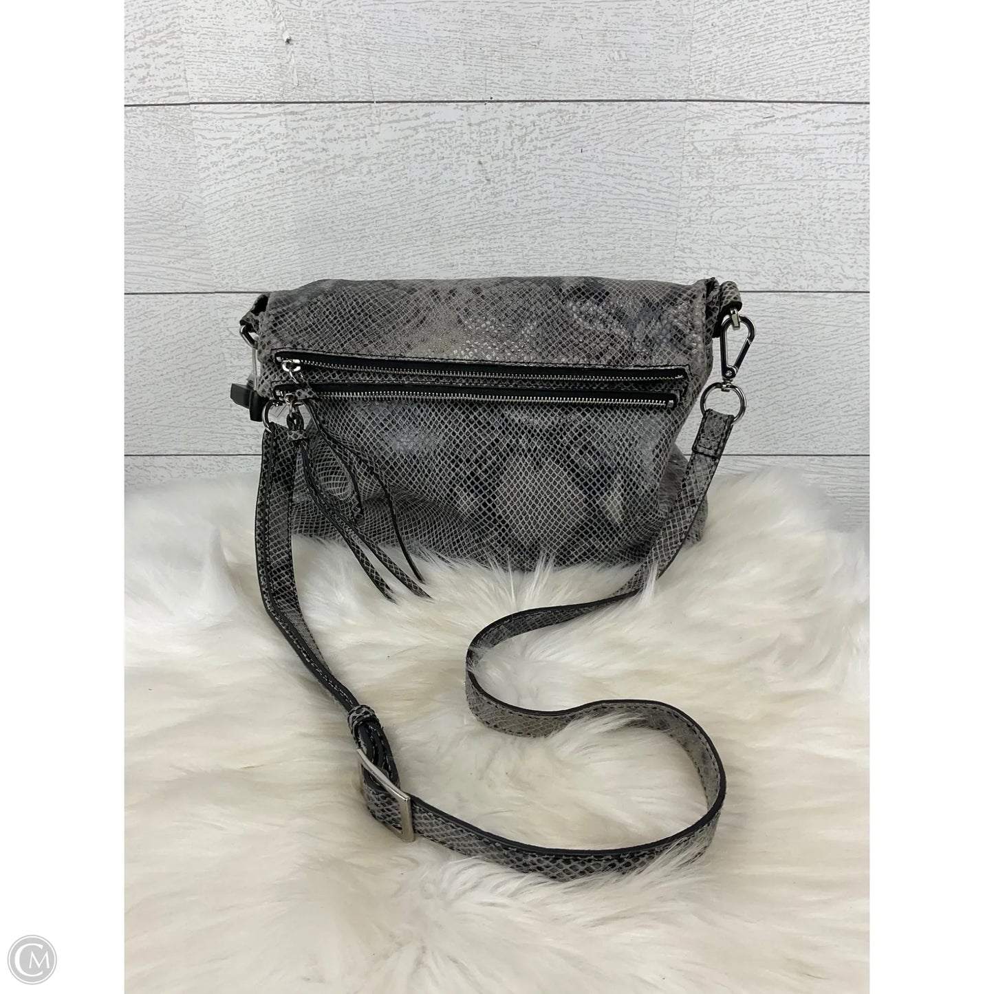 Crossbody By Margot, Size: Medium