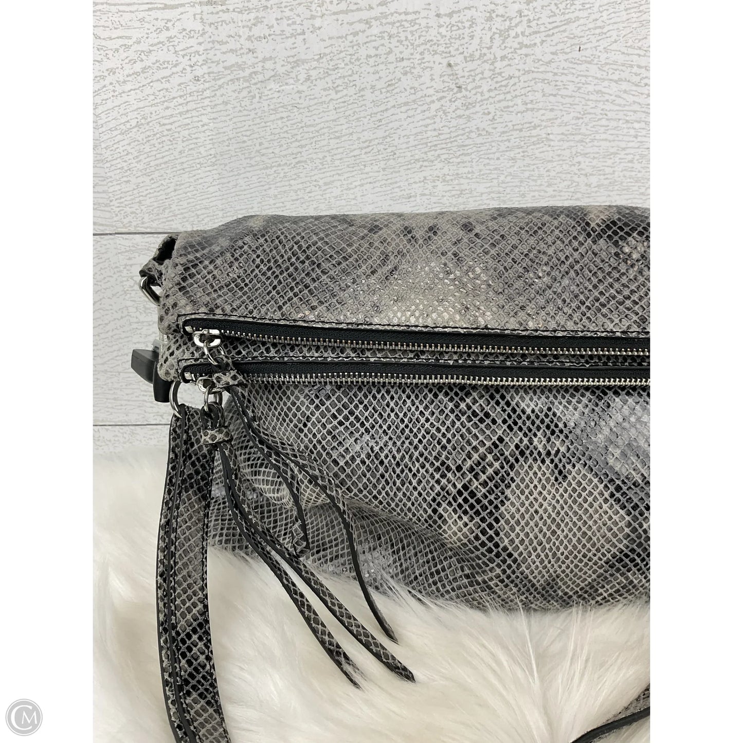 Crossbody By Margot, Size: Medium