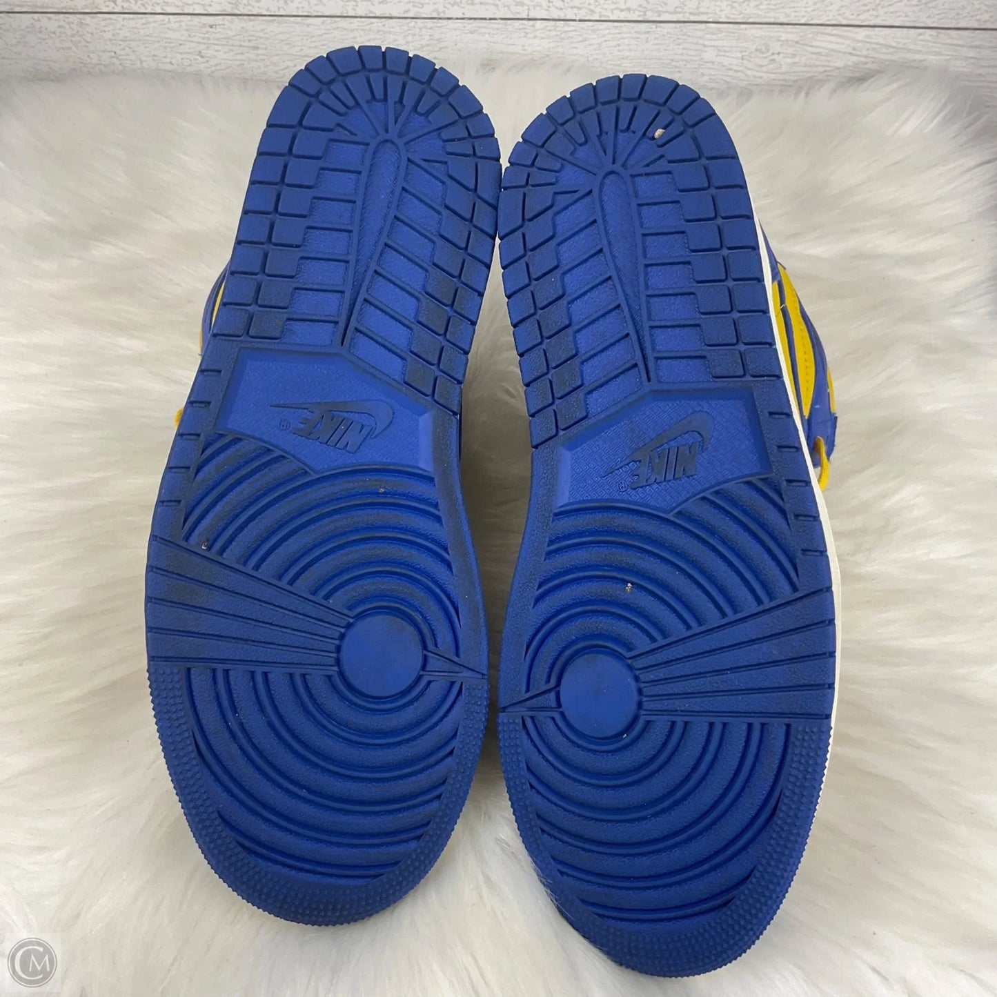 Shoes Sneakers By Nike In Blue & Yellow, Size: 10