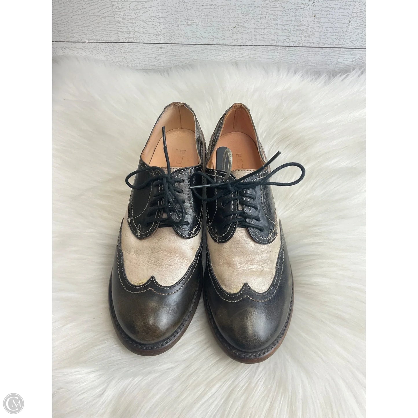 Shoes Sneakers By Bed Stu In Black & White, Size: 7