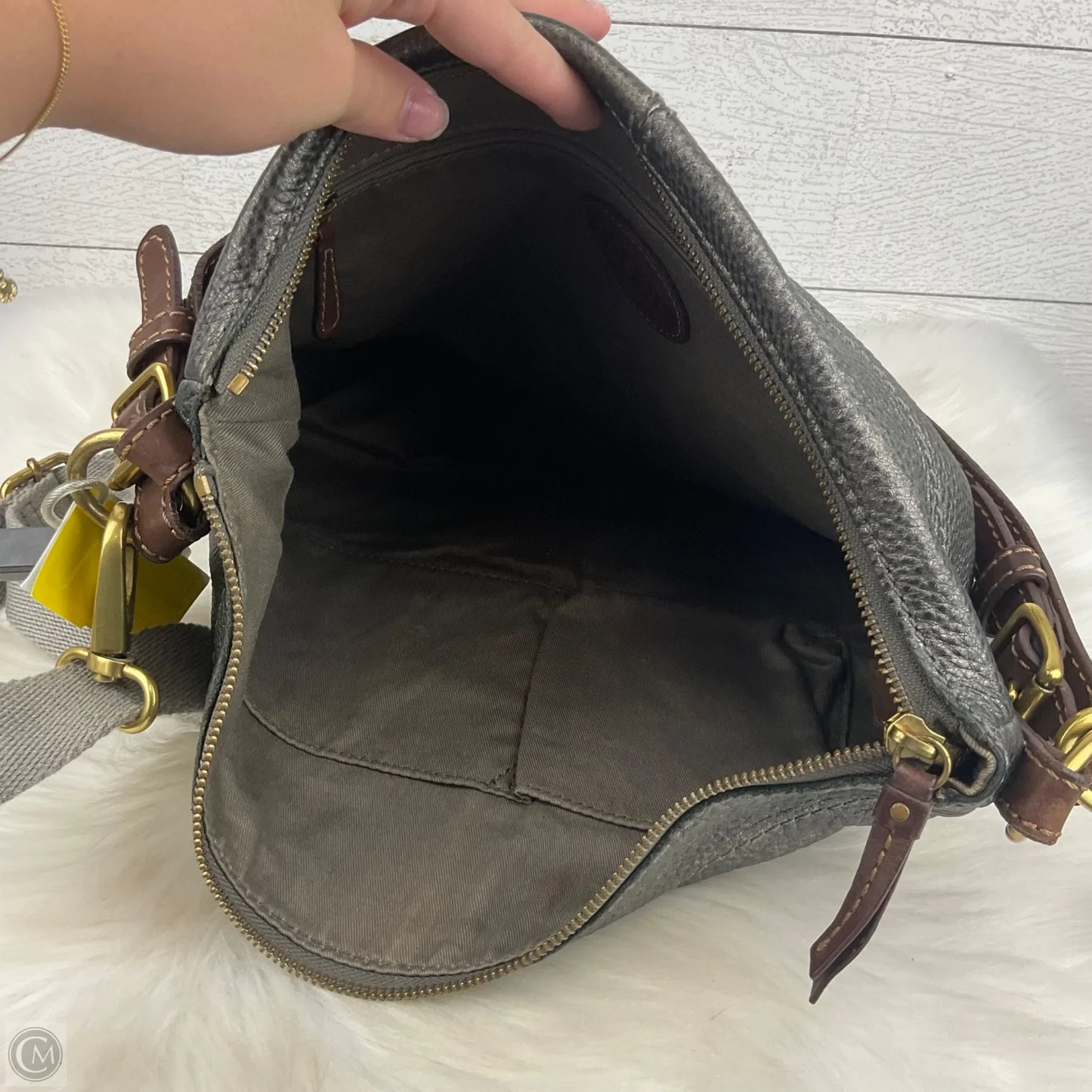 Crossbody By Fossil, Size: Medium