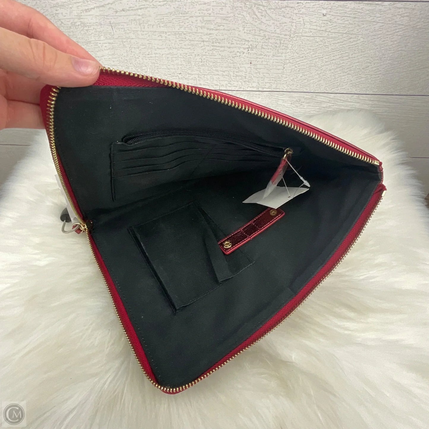 Wallet By Clothes Mentor, Size: Large