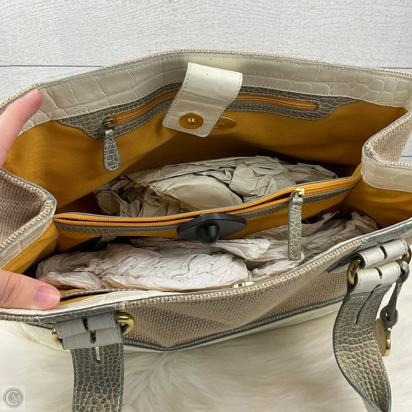 Handbag Designer By Brahmin, Size: Medium