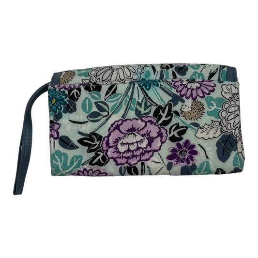 Wallet By Vera Bradley In Floral Print, Size:Medium
