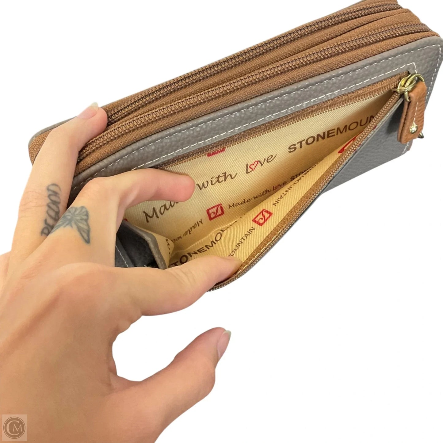 Wallet By Stone Mountain, Size: Medium