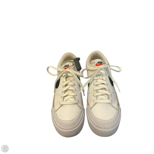 Shoes Athletic By Nike In White, Size: 7.5