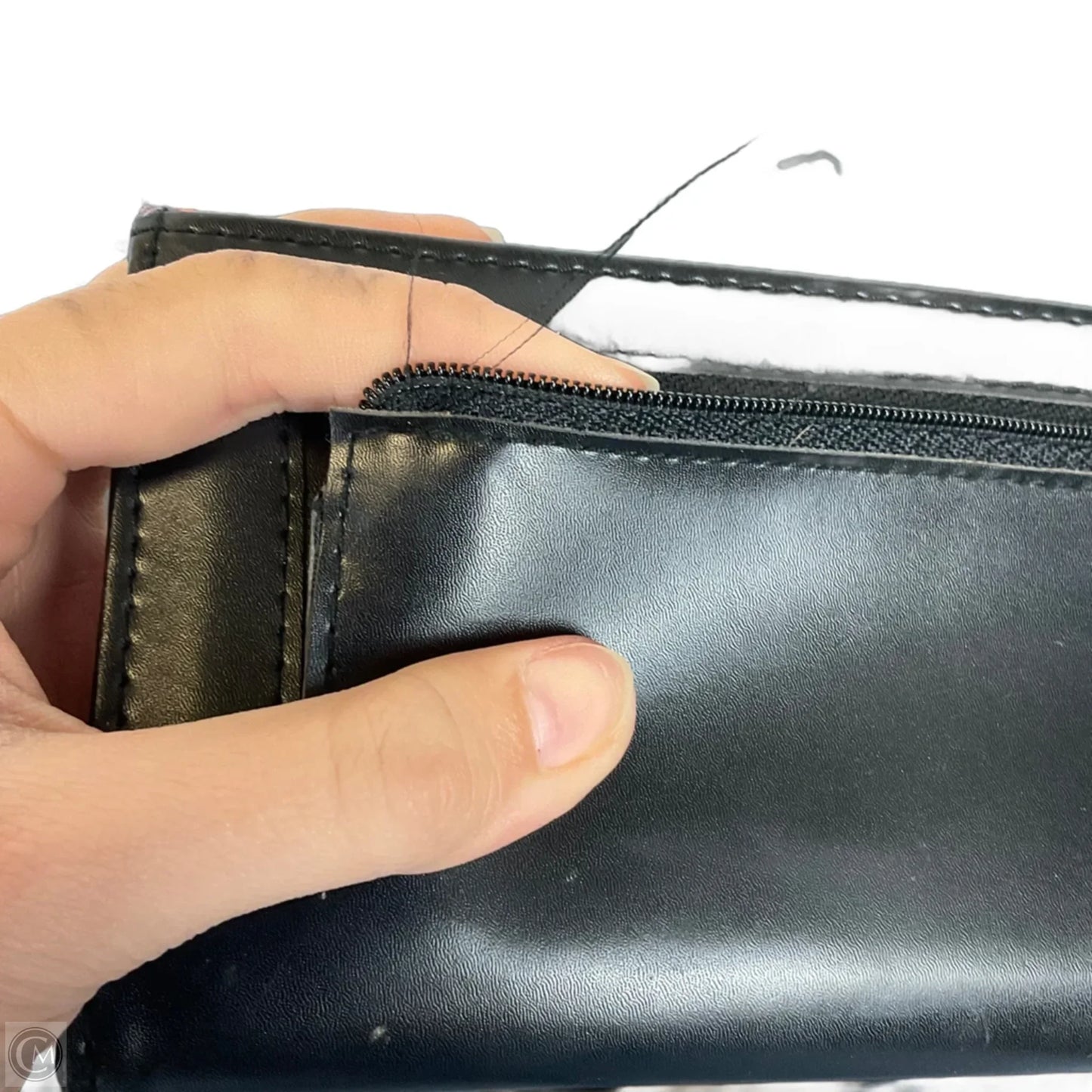 Wallet By Clothes Mentor, Size: Medium