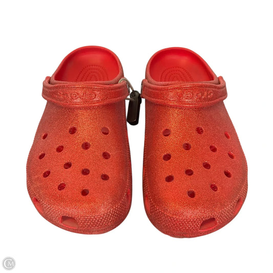 Sandals Flats By Crocs In Red, Size: 11
