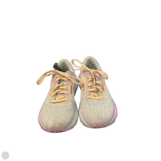 Shoes Athletic By Brooks In Grey, Size: 6.5