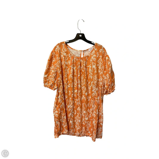 Top Short Sleeve By Chicsoul In Orange, Size: 3x