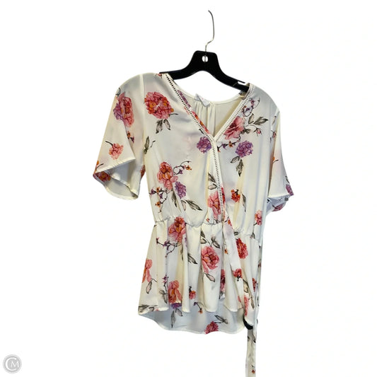 Top Short Sleeve By Sienna Sky In White, Size: S