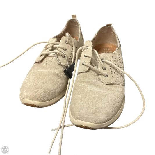 Shoes Sneakers By Toms In Tan, Size: 7.5