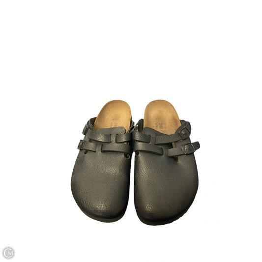 Shoes Flats By Birkenstock In Black, Size: 6