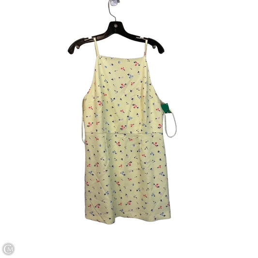 Dress Casual Short By French Connection In Yellow, Size: L