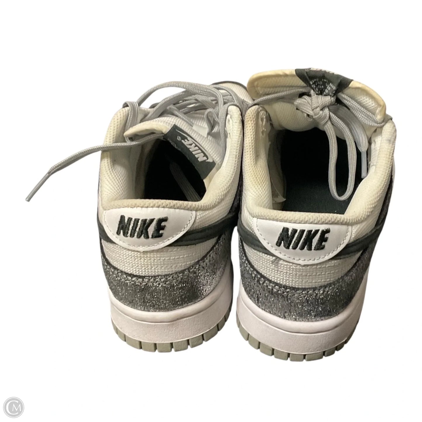 Shoes Sneakers By Nike In Silver, Size: 8