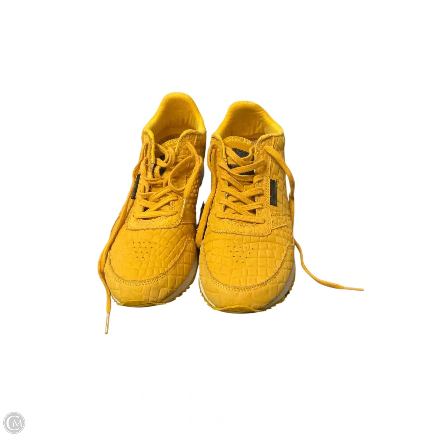 Shoes Sneakers By Clothes Mentor In Yellow, Size: 9