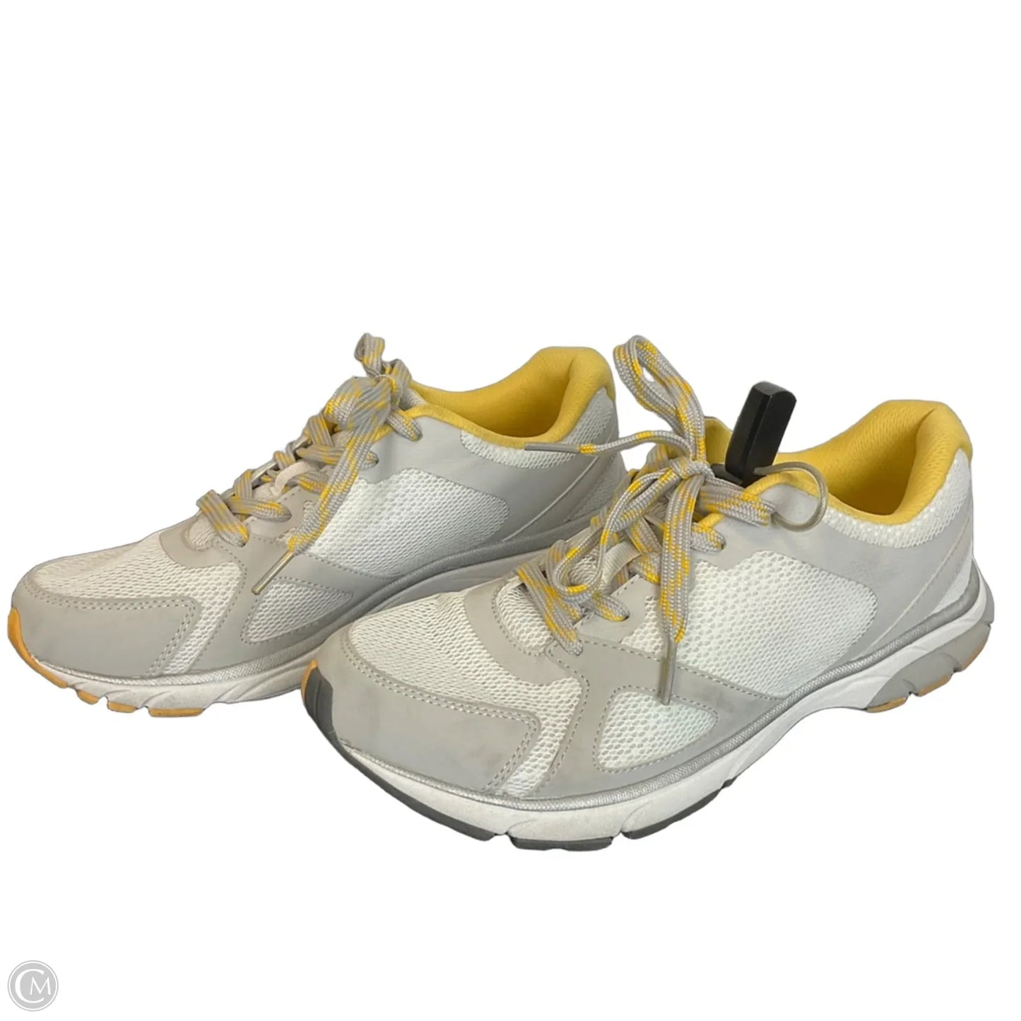 Shoes Athletic By Vionic In White, Size: 9.5