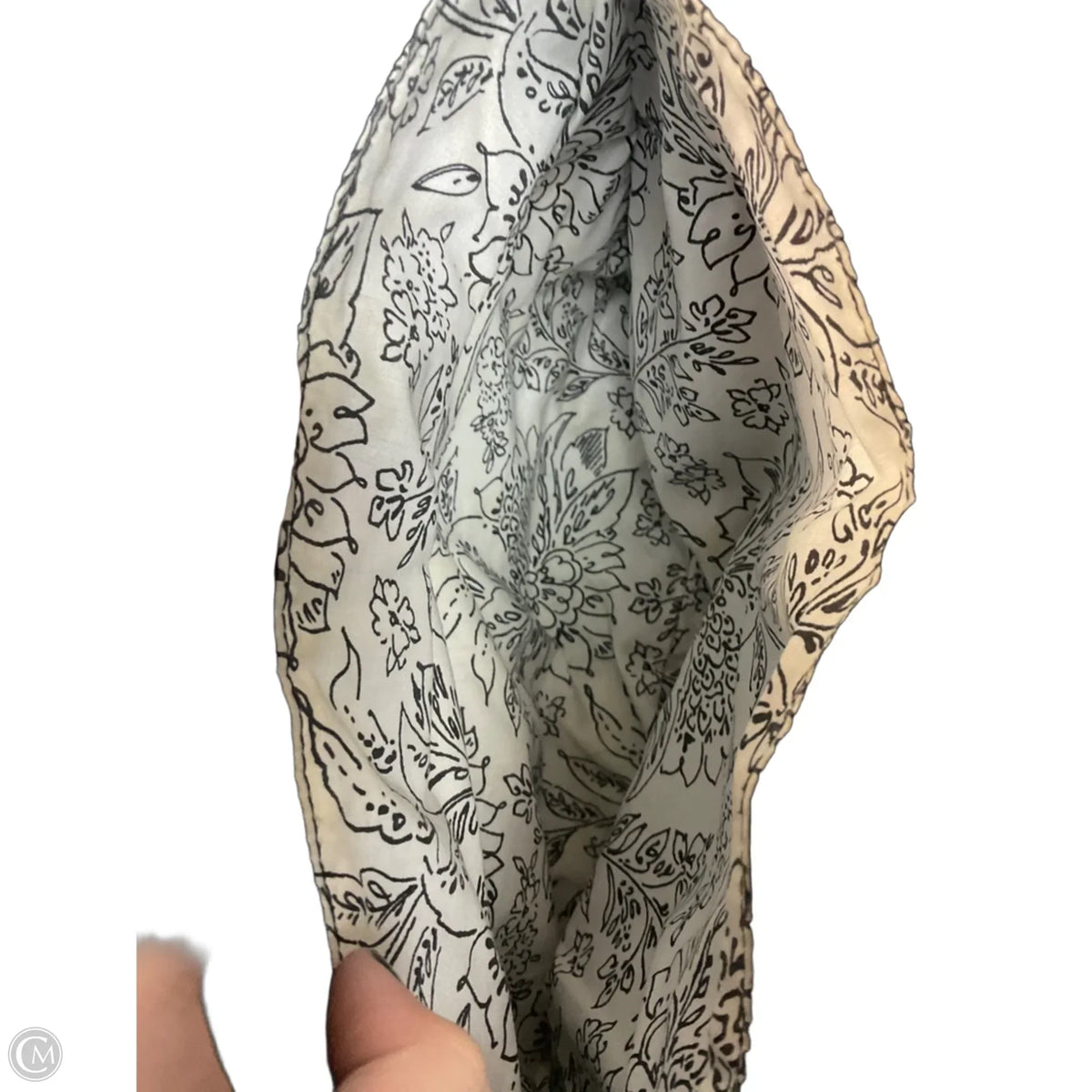 Handbag By Vera Bradley, Size: Medium