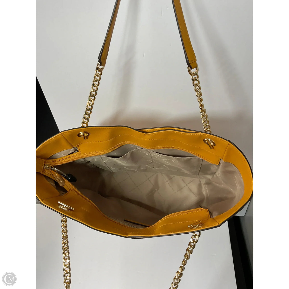 Handbag Designer By Michael Kors, Size: Medium