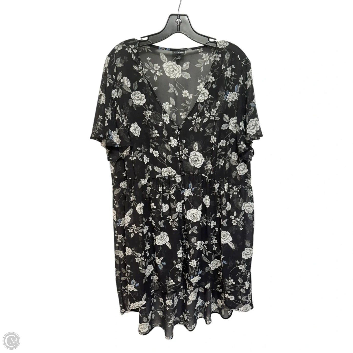 Top Short Sleeve By Torrid In Grey, Size: 2x