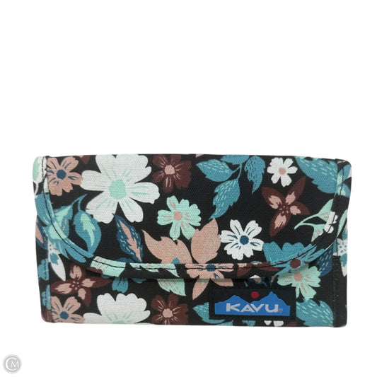 Big Spender Wallet By Kavu In New Blossom, Size: Medium