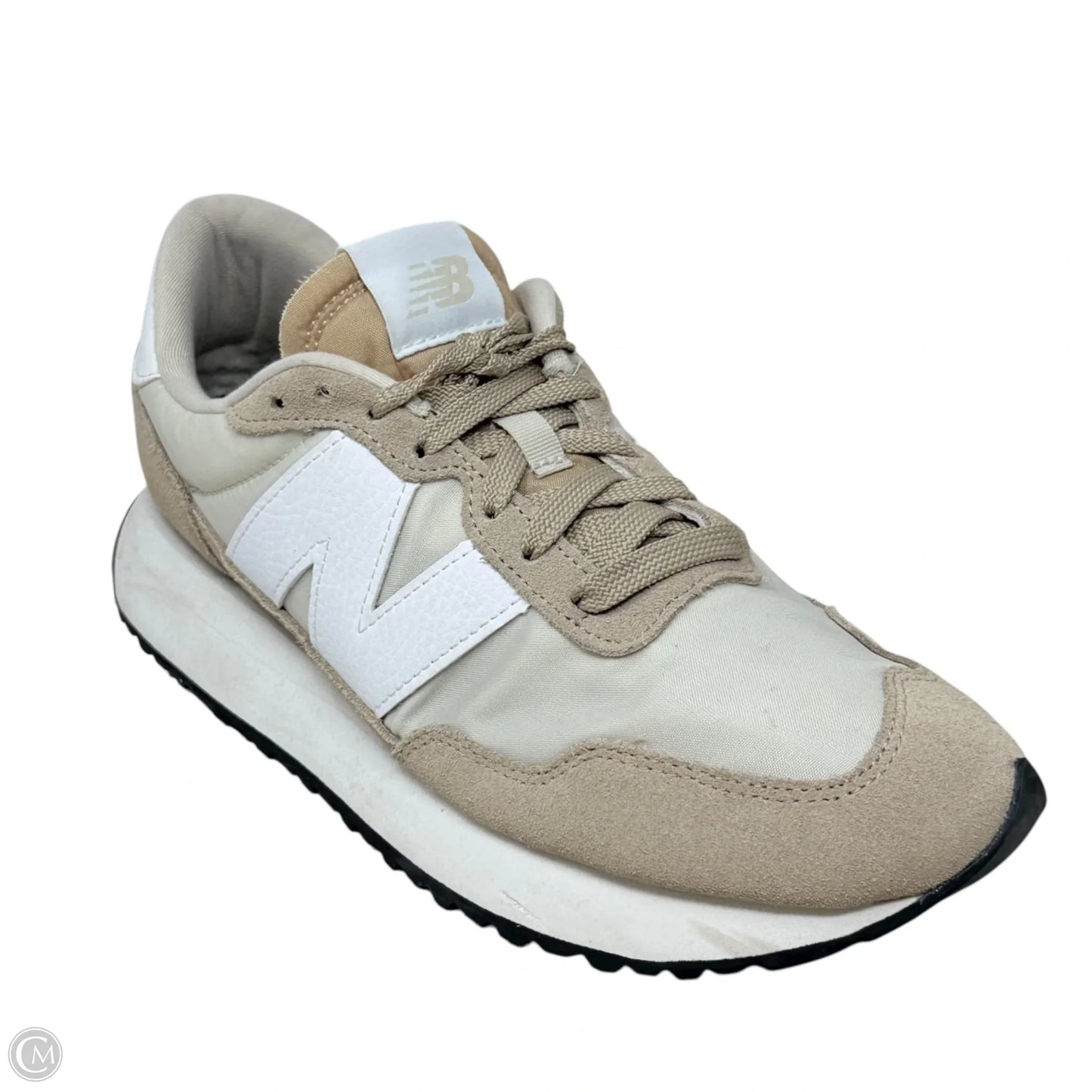 Shoes Athletic By New Balance In Tan & White, Size: 10