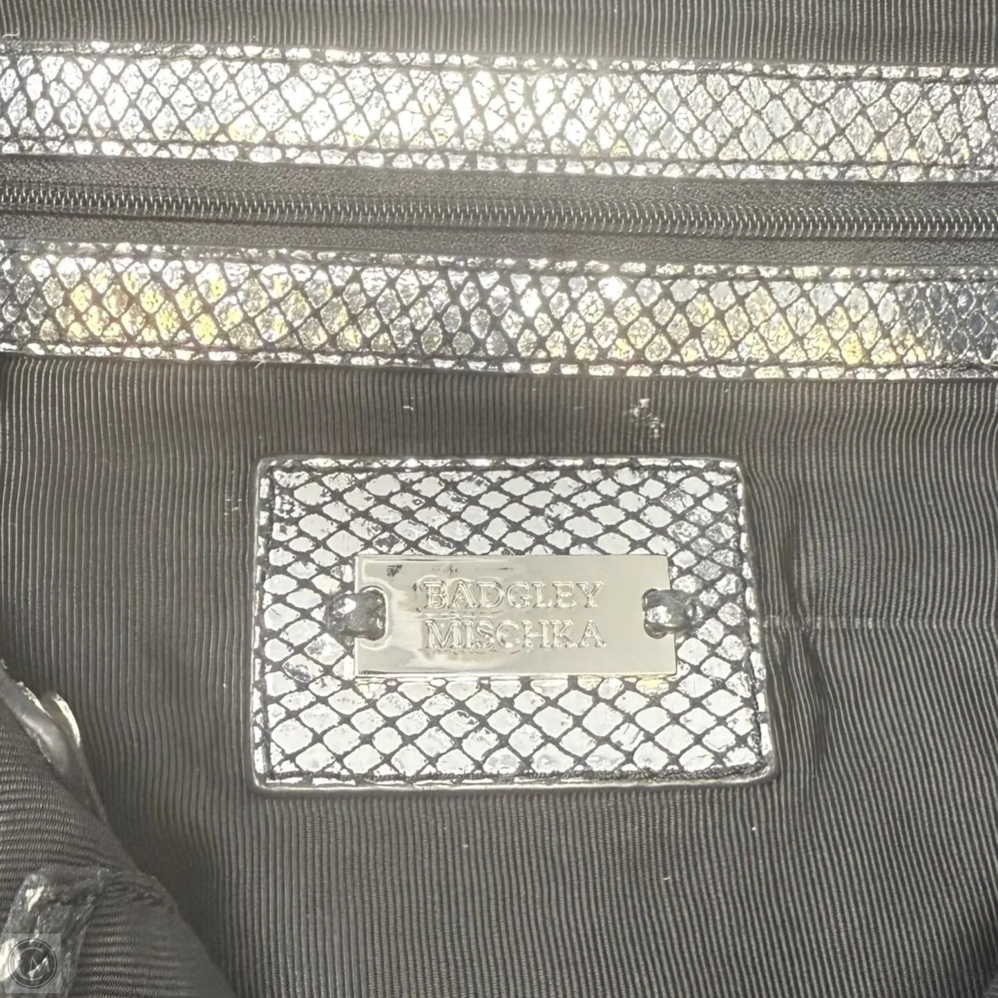 Gaia Mirror Hobo By Badgley Mischka, Size: Large