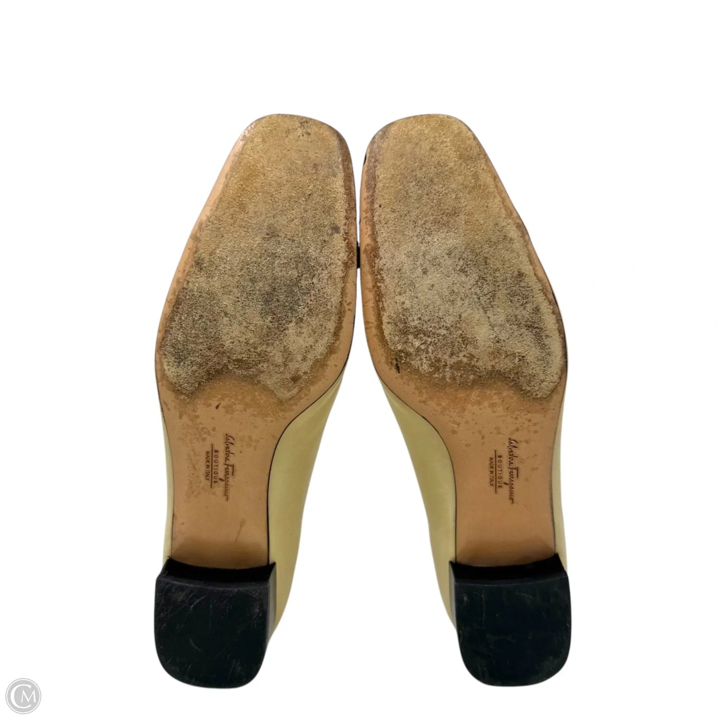 Marissa Leather Cap Toe Pumps Luxury Designer By Ferragamo In Black & Cream, Size: 8