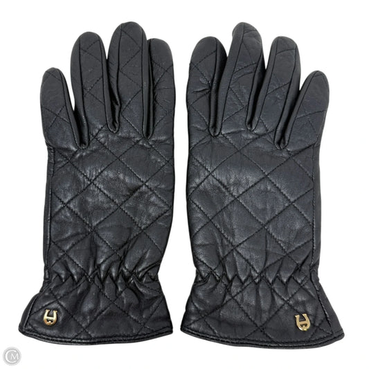 Quilted Leather Gloves  By Etienne Aigner Size: Small