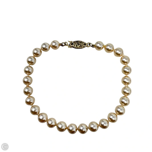 Sterling Silver Clasp Pearl Bracelet