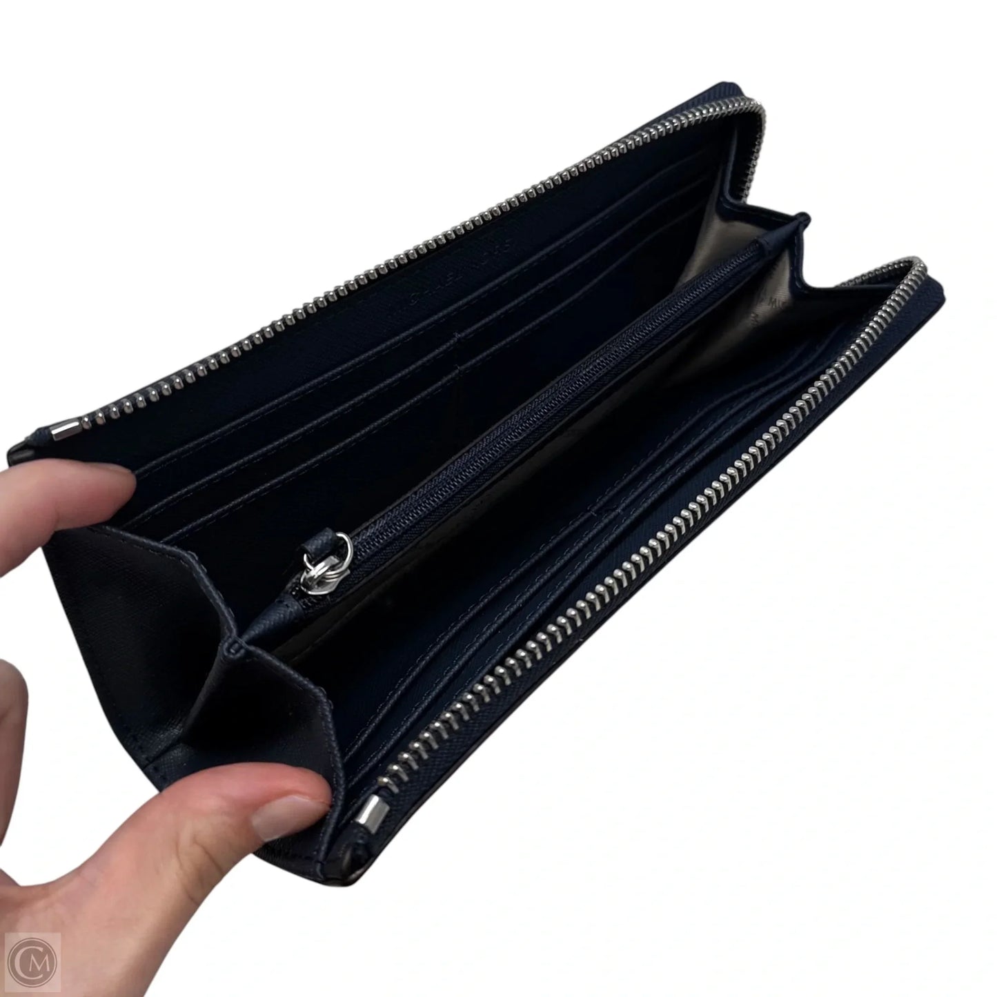 Saffiano Quarter Zip Wallet Leather By Michael By Michael Kors, Size: Large