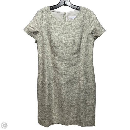 Dress Casual Short By Southern Tide In Green & White, Size: 6