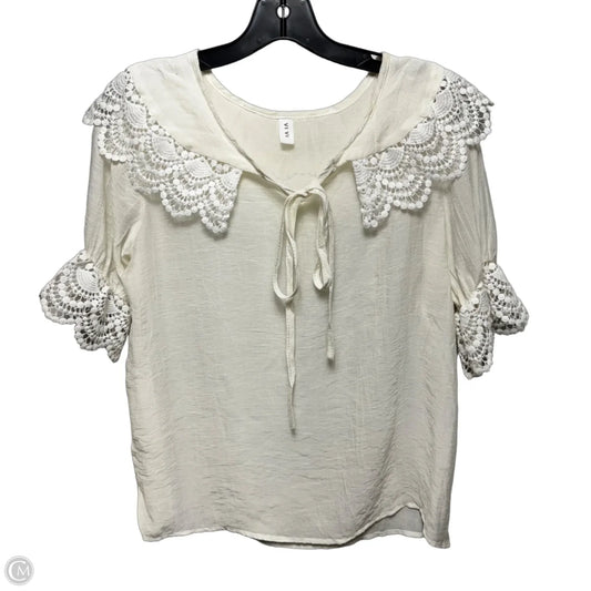Top Short Sleeve By Vi Vi In Cream, Size: M