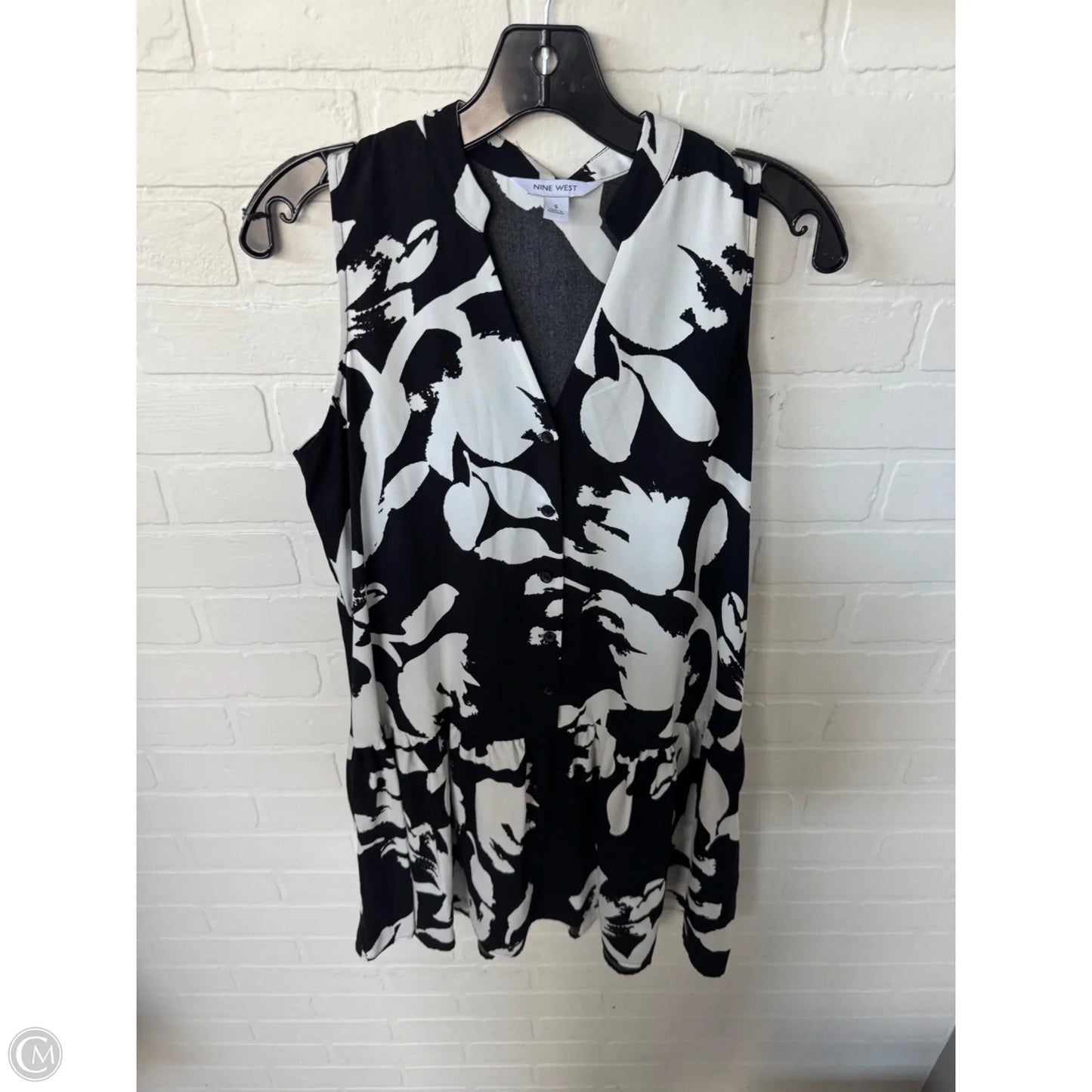 Dress Casual Short By Nine West In Black & White, Size: S